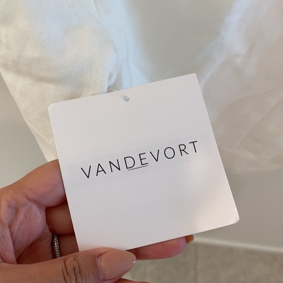 ANIMARI White Suit Set - Small NWT’s - Picture 8 of 16